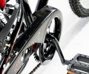 BARRACUDA 20 V NEGRA DETALLE ALTA00016